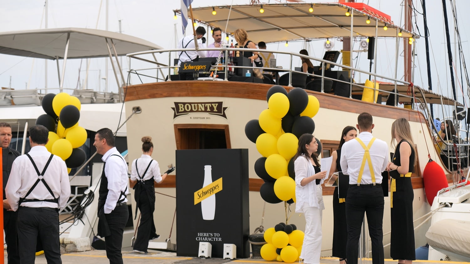 Το Schweppes δίνει χαρακτήρα στο ελληνικό καλοκαίρι