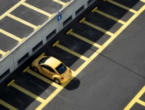 Οι Ευρωπαίοι δεν αγοράζουν αυτοκίνητα:  Ο χειρότερος Ιούνιος από το 1996