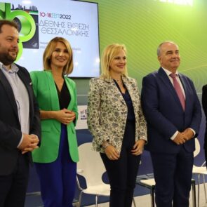 86η ΔΕΘ: Ο Πρωθυπουργός συνεχάρη τον Οργανισμό Νέα Γεωργία Νέα Γενιά για το έργο του και συνομίλησε με επωφελούμενους
