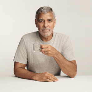 Για την Nespresso, η  παγκόσμια ημέρα καφέ είναι ένα κάλεσμα για την κλιματική αλλαγή με μήνυμα από τον George Clooney