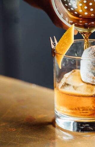 Το whiskey  συστήνεται ξανά σε νέους και γυναίκες
