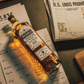 Πώς η Bushmills εδραίωσε τη συνεργασία της με τη σειρά Peaky Blinders