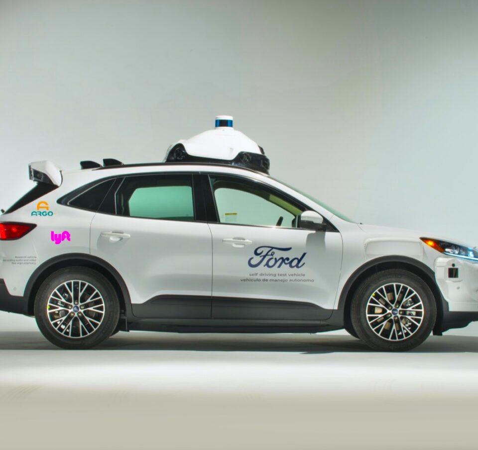 Η Ford και η Volkswagen σβήνουν τις μηχανές των robocars τους