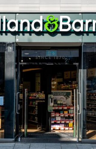Τι ετοιμάζει ο όμιλος Fourlis για τα Holland &#038; Barrett