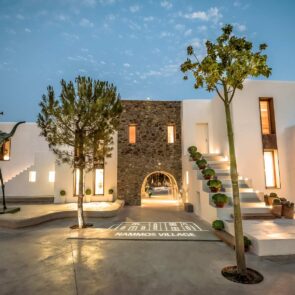 Πώς η Ελλάδα εξελίσσεται σε luxury προορισμό για αγορές και ψυχαγωγία