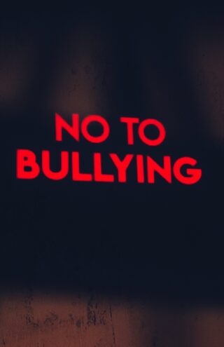 Πώς οι Gen Z-ers βάζουν τέλος στο εργασιακό bullying