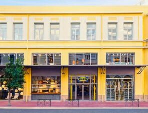 Η IKEA θέλει να πει «αντίο» στα μεγάλα καταστήματα
