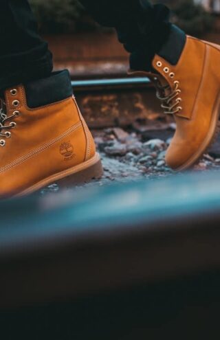 Το εμβληματικό κίτρινο μποτάκι της Timberland γίνεται 50 ετών