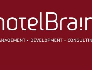 HotelBrain: από τη Σαντορίνη σε όλο τον κόσμο