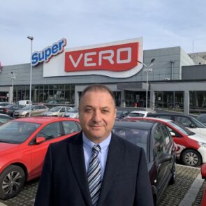 Vero: Το επαναστατικό come back του Νίκου Βερόπουλου σε Σερβία-Σκόπια