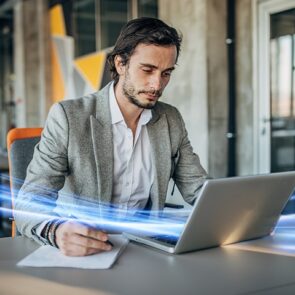 COSMOTE Business Premium Internet: Νέα υπηρεσία συμμετρικού Ιnternet για μικρομεσαίες επιχειρήσεις