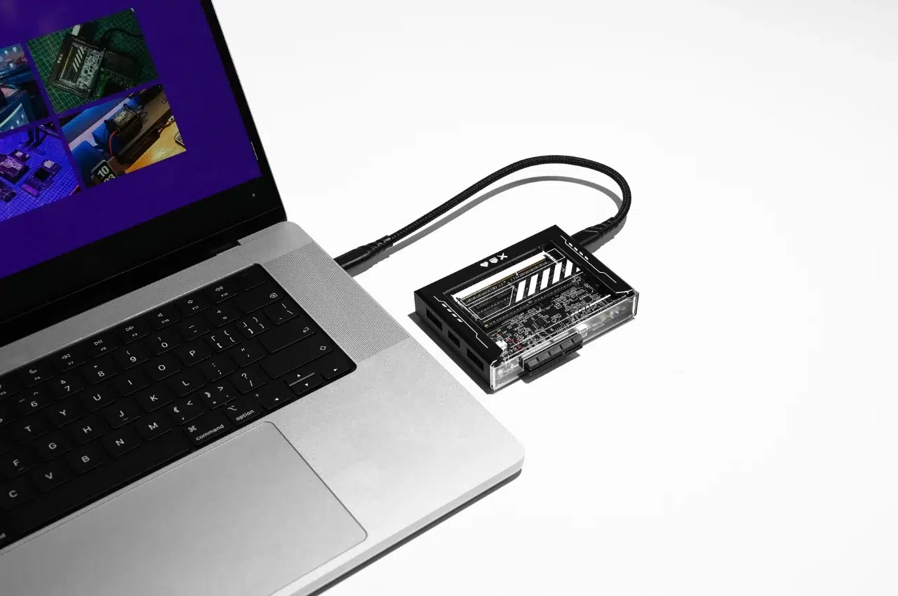 Trending Now: A Portable Gadget Inspired by Walkman for Secure Online Activities