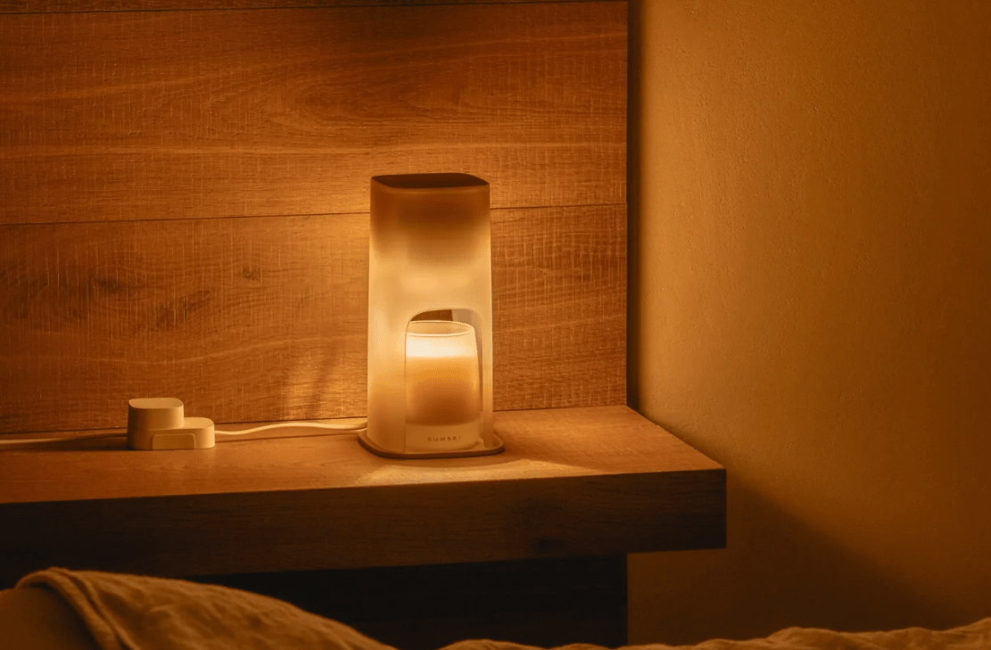 Trending Now: A candle warmer with halogen lamp makes your self-care routine more relaxing