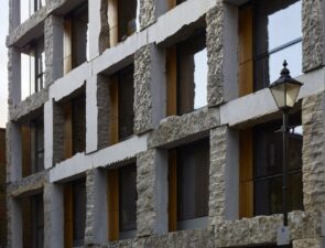 Η αναβίωση της πέτρας στη σύγχρονη αρχιτεκτονική