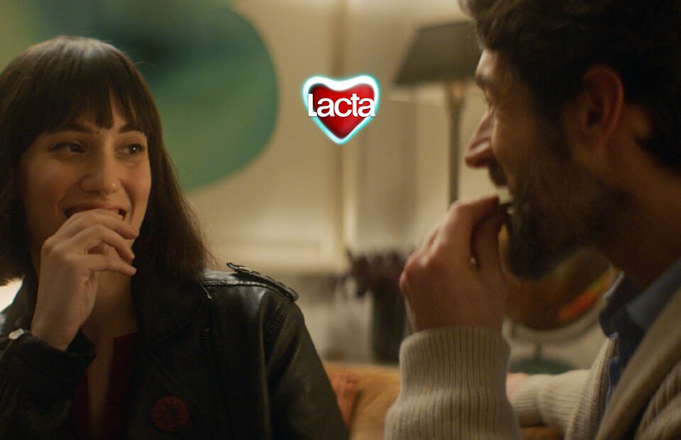Η νέα καμπάνια της Lacta από την Ogilvy