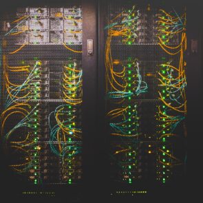 Data Centers: Οι περιβαλλοντικές προκλήσεις στις περιοχές λειτουργίας τους