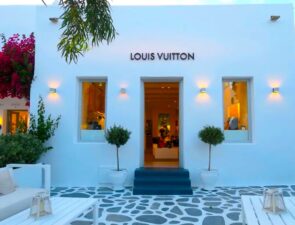 Louis Vuitton: Γιατί δεν κάνει ποτέ εκπτώσεις