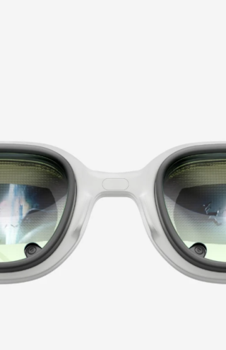 Trending Now: AR/XR glasses could get a lot slimmer