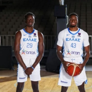 Τα τρίποντα των αδελφών Αντετοκούνμπο στις επενδύσεις