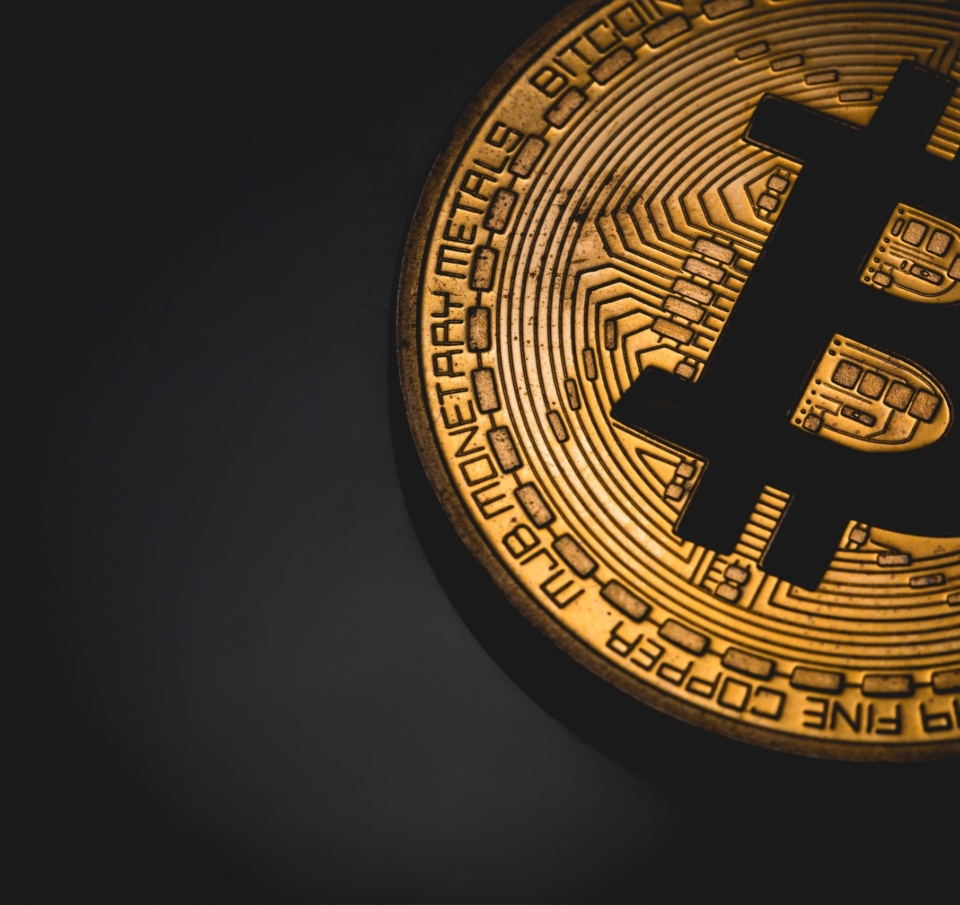 Τι κρύβεται πίσω από το comeback του Bitcoin;
