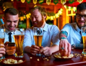 Τι είναι το &#8220;Dry January&#8221; και το κίνημα &#8220;Sober Curious&#8221;;