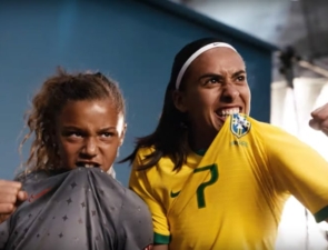 Nike: Από το DTC πίσω στη χονδρική πώληση