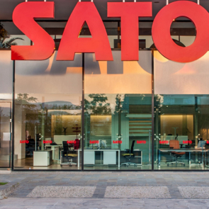 Sato: Τι συμβαίνει με τον πάλαι ποτέ βασιλιά του επίπλου