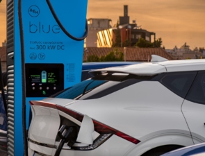ΔΕΗ blue: Ευρωπαϊκή χρηματοδότηση  για εγκατάσταση σημείων ταχυφόρτισης