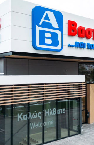 ΑΒ Βασιλόπουλος: Τι «κρύβει» η μετατροπή εταιρικών καταστημάτων σε franchise