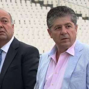 Μπάκος – Καϋμενάκης: Οι δύο εφοπλιστές που εξαγοράζουν – σχεδόν – τα πάντα