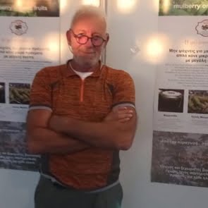 Πώς ένας πυροτεχνουργός της Αστυνομίας ασχολήθηκε με την καλλιέργεια μούρων