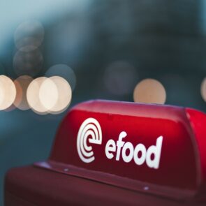 Ε-food: Οι υψηλές χρεώσεις «αγκάθι» για καταστήματα και καταναλωτές