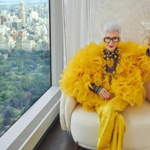 Το αυθεντικό, μοναδικό brand της Iris Apfel