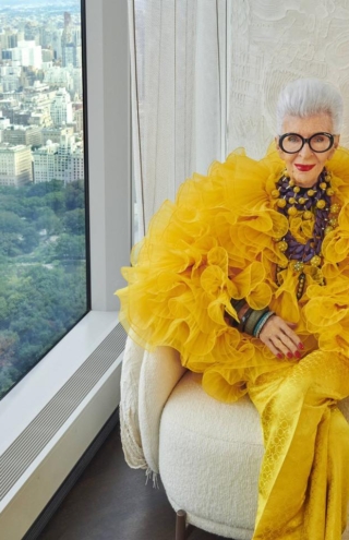 Το αυθεντικό, μοναδικό brand της Iris Apfel