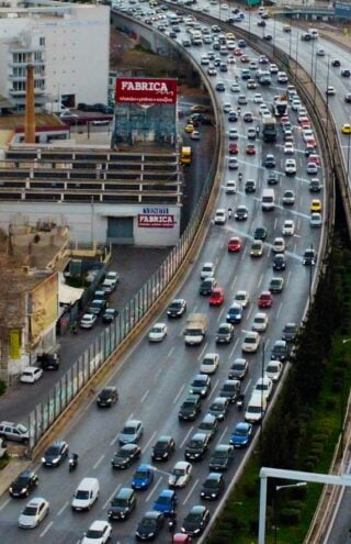 Κίνηση: O αιώνιος, καθημερινός εχθρός των Αθηναίων