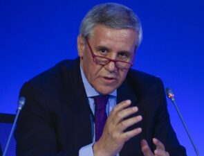 Ο Συμεών Τσομώκος έκανε το Delphi Economic Forum ένα global destination brand