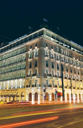 Τα εμβληματικά, πολυτελή ξενοδοχεία της Αθήνας «ψηφίζουν» οι τουρίστες