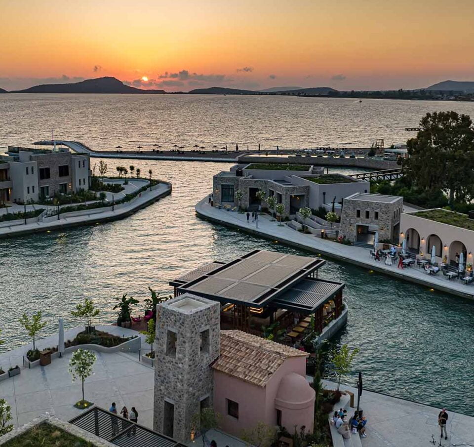 Costa Navarino: Οι τεράστιες επενδύσεις