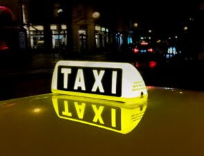 Free Now και Uber: Γιατί δεν «πάτησαν γκάζι» στην ελληνική αγορά
