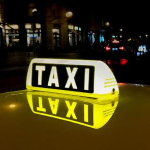 Free Now και Uber: Γιατί δεν «πάτησαν γκάζι» στην ελληνική αγορά