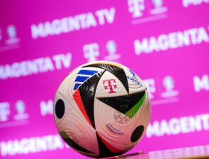 Telekom: Κορυφαία συνδεσιμότητα σε όλα τα γήπεδα του UEFA EURO 2024 TM μέσω 5G και οπτικών ινών