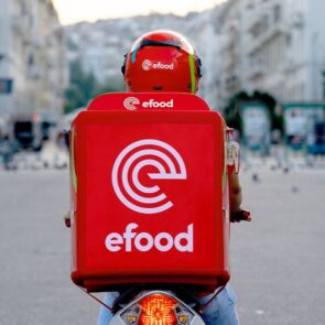 Ισχυρή οικονομική επίδοση του efood το 2024 με αύξηση 22% στον κύκλο εργασιών