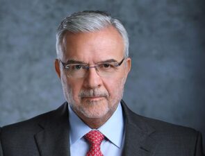 Πειραιώς: Οι επιδόσεις ρεκόρ, οι χειρισμοί Μεγάλου και τα σταθερά κέρδη πάνω από 1,1 δισ.