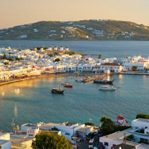 Flora Markets: Τα&#8230;κυριλέ σούπερ μάρκετ της Μυκόνου