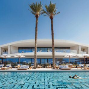 Πώς η Αθήνα μετατρέπεται σε ultra luxury προορισμό