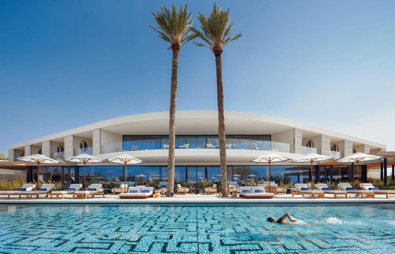 Πώς η Αθήνα μετατρέπεται σε ultra luxury προορισμό