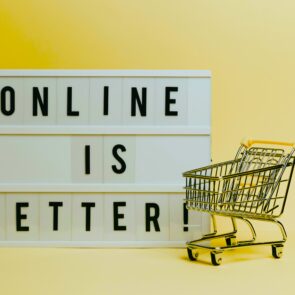 Οι online καταναλωτικές συνήθειες των Ελλήνων: Τάσεις, προτιμήσεις και η άνοδος των apps