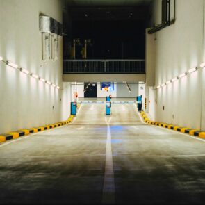 Parking: το πρόβλημα, οι εταιρίες και οι λύσεις
