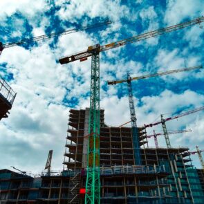 Είναι το real estate επένδυση για λίγους στην Ελλάδα;