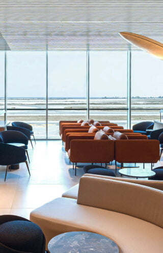 H AEGEAN καλωσορίζει τους επιβάτες της στο νέο Business Lounge στο αεροδρόμιο της Λάρνακας δίπλα στις πύλες αναχώρησης